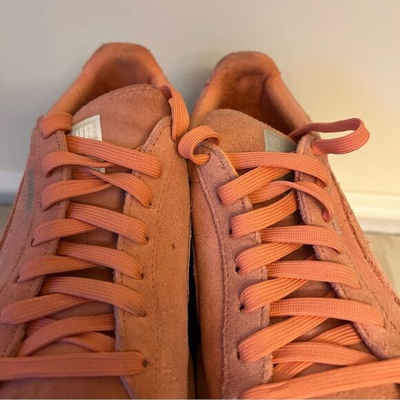 PUMA Suede Classics Salmon Color Suede Classic Mono (desert flower) Sz 8 women - Picture 8 of 13